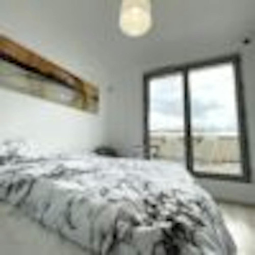 Rue Assia Djebar, Bagneux