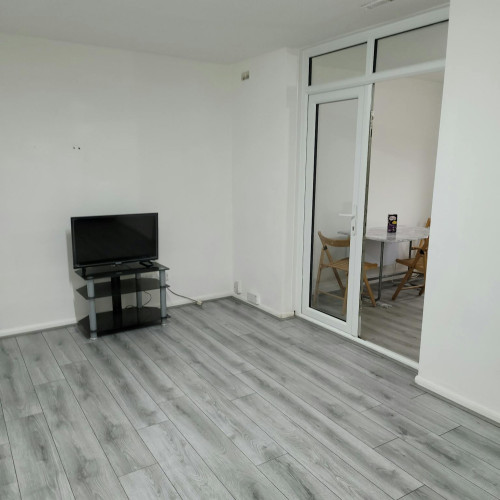 Milton Court, Loughborough - Gallery - 6