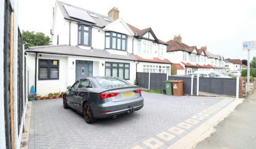 Croydon Road, Croydon