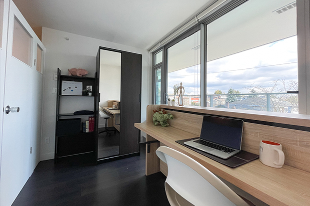  Sectioned Bedroom  -  Marine Gateway  - Gallery -  6
