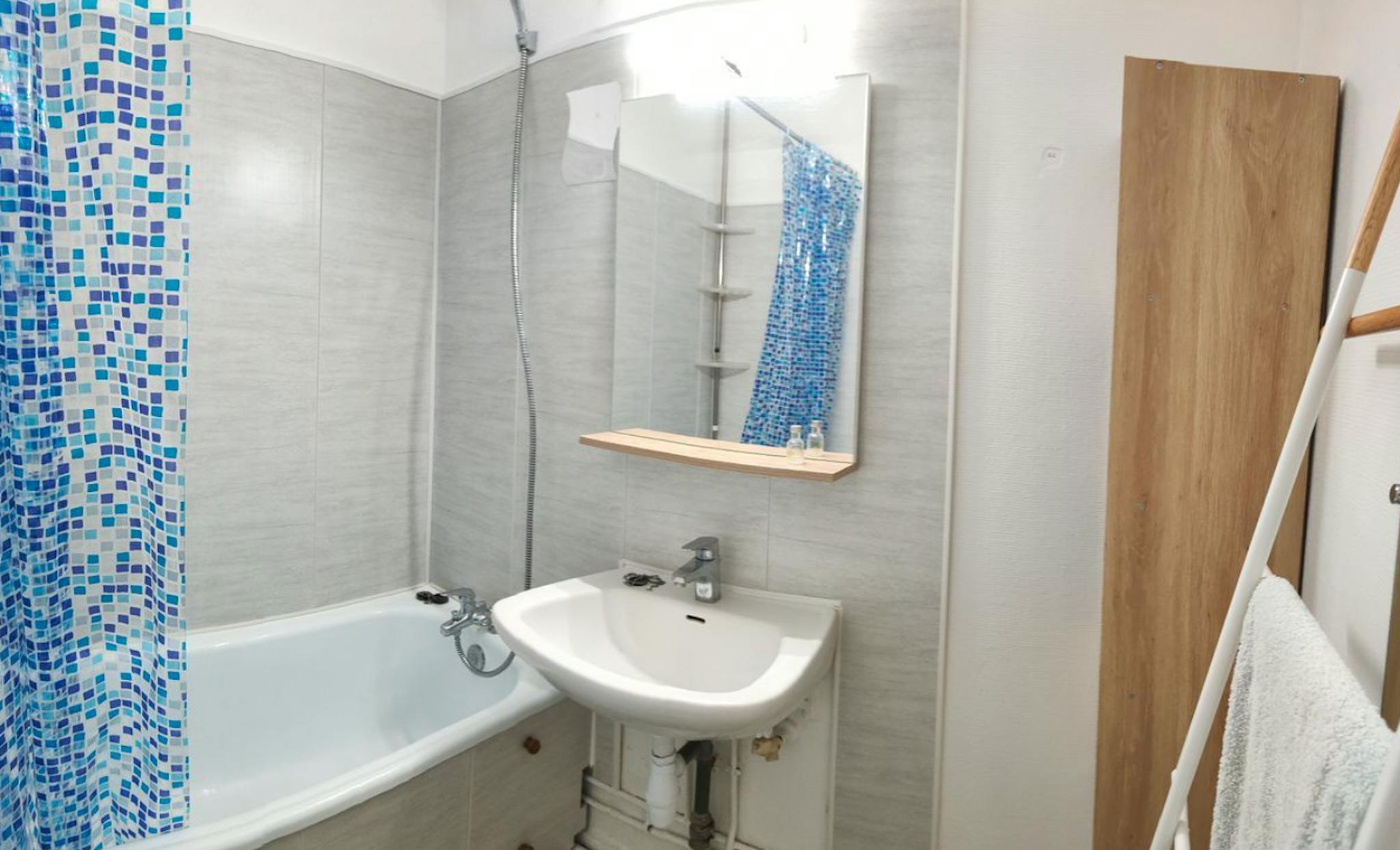  Private Room  -  Rue Jean-Jacques Rousseau, Orléans  - Gallery -  1