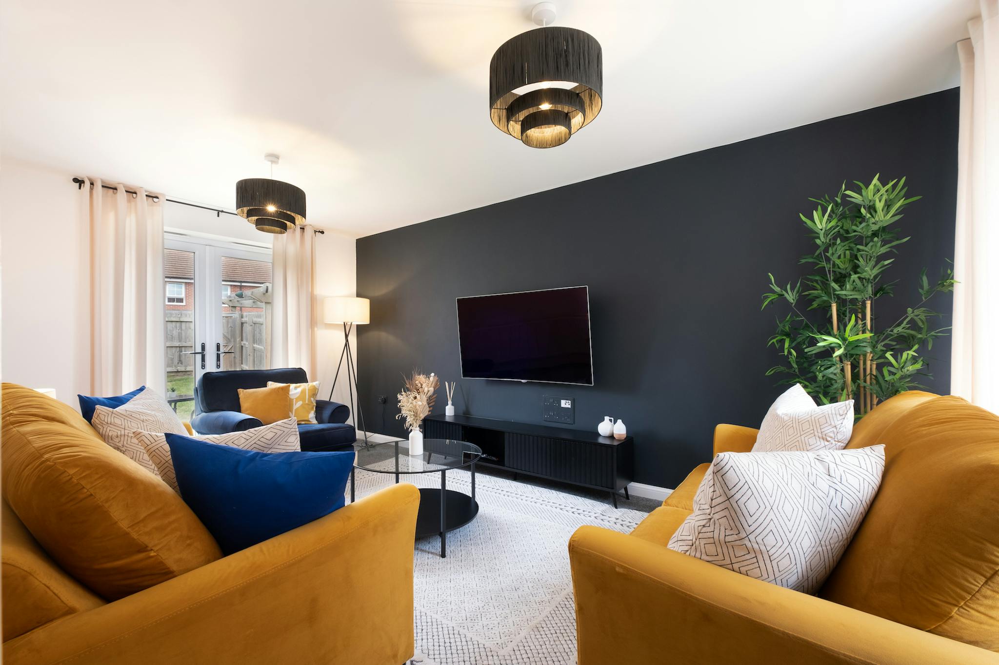 Entire Place - Drake Avenue, Peterborough - Gallery - 1