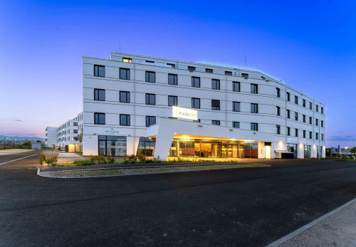 Erwin-Schrödinger-Straße, Wiener Neustadt