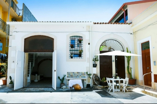 Cortile Agosta, Avola