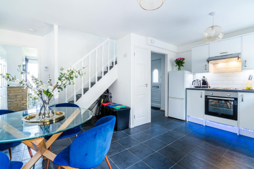 Frensham Drive, Milton Keynes  - Gallery -  5