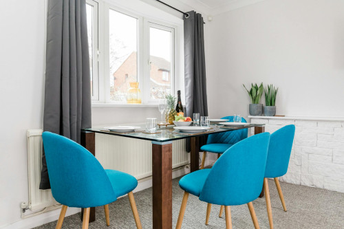 Jowitt Avenue, Bedford