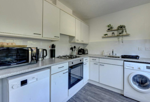 Studley Knapp, Milton Keynes