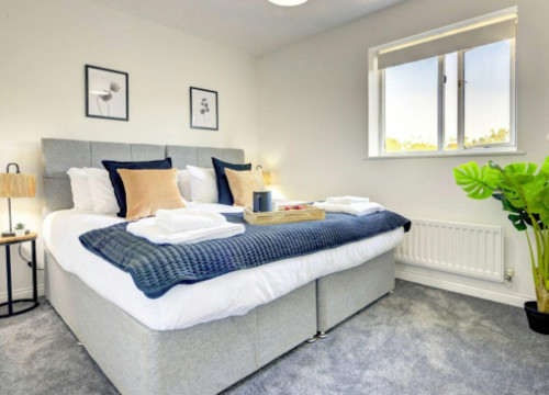 Studley Knapp, Milton Keynes