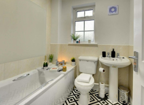 Snagge Court, Bedford - Gallery - 6