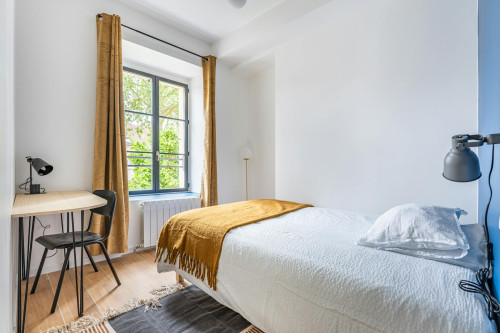 Place de Bel Ebat, Guyancourt  - Gallery -  5