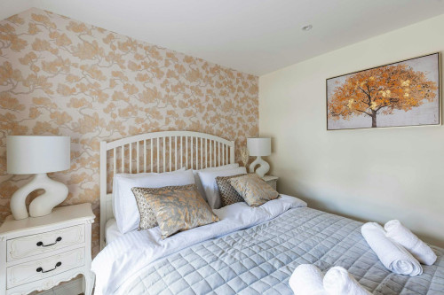 Foxburrows Avenue, Guildford - Gallery - 7
