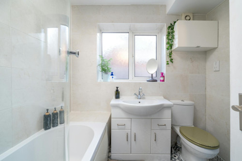 Hale Lane, Edgware - Gallery - 6