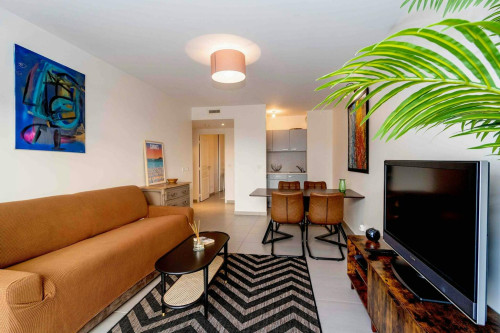 Rue Montaigne, Cannes