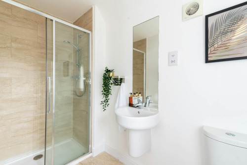 Monmouth Castle Drive, Newport - Gallery - 6