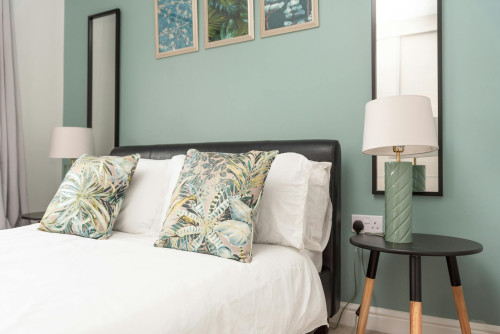 Monmouth Castle Drive, Newport  - Gallery -  5