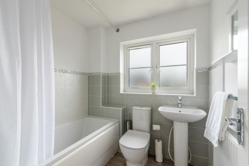 Monmouth Castle Drive, Newport - Gallery - 7
