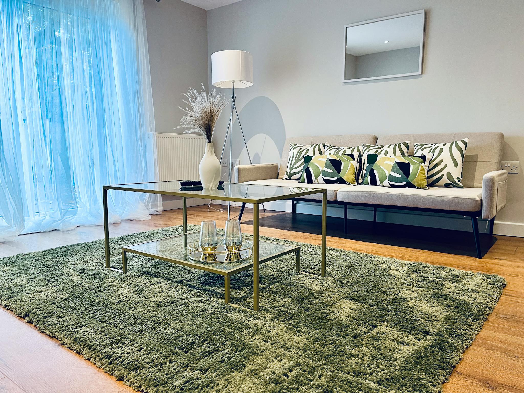  Entire Place  -  Middlehill, Hemel Hempstead  - Gallery -  1