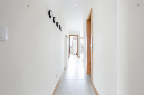 Nice 3-bedroom apartment near Dignus Domus metro station