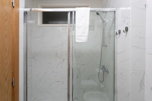 Nice 3-bedroom apartment near Dignus Domus metro station