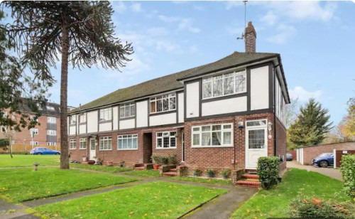 Overton Road, Sutton