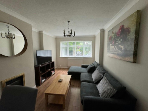 Overton Road, Sutton