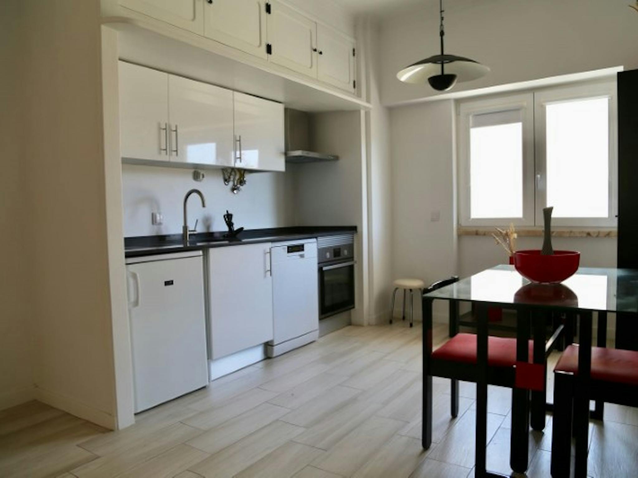 Entire Place - Avenida Portugal, Estoril - Gallery - 1