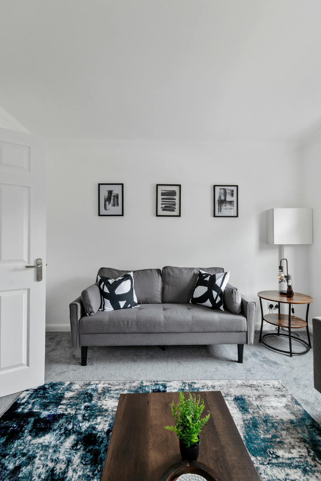 Entire Place - Marlborough Road, St Albans - Gallery - 1
