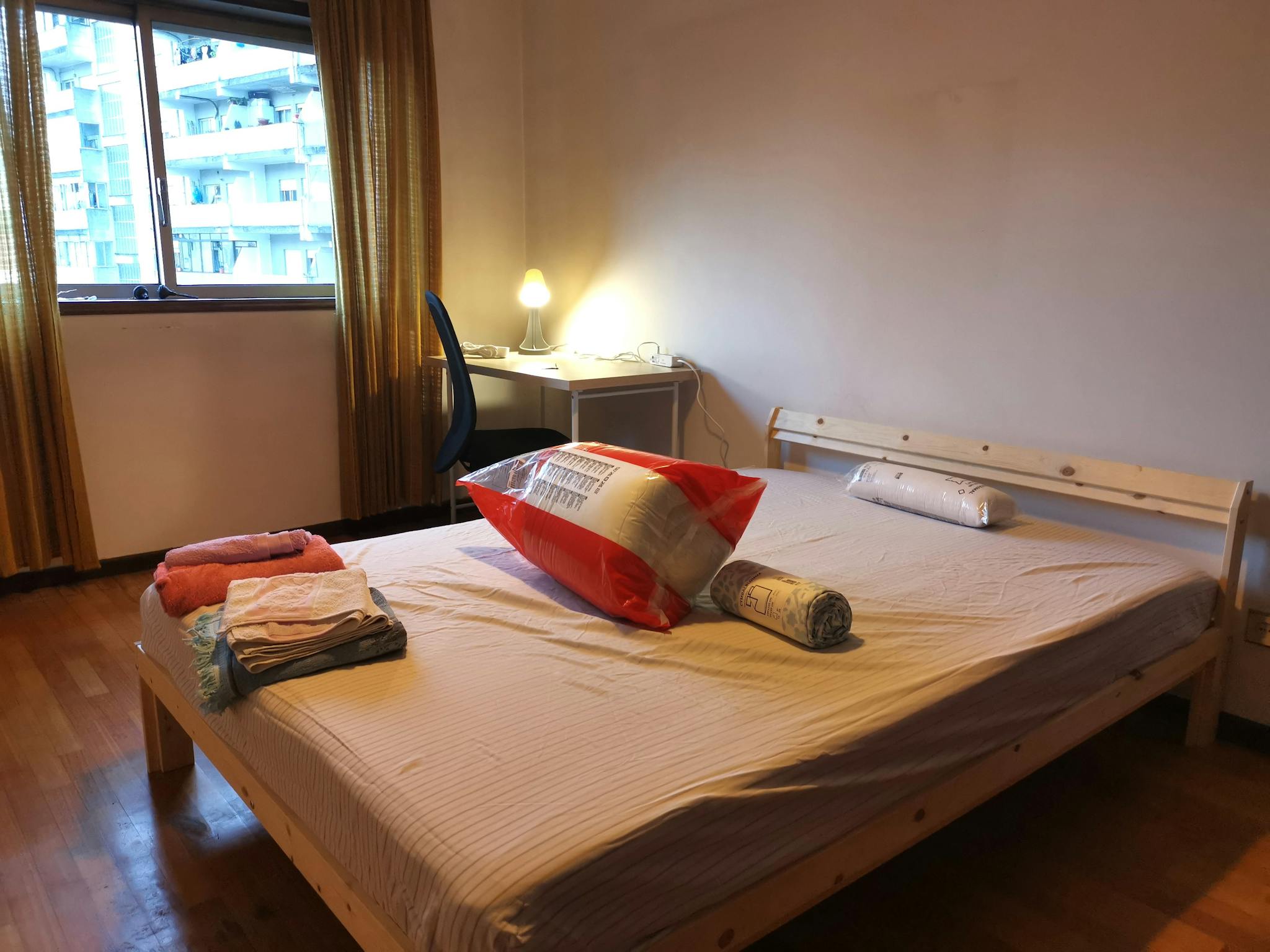  Private Room  -  Rua Teixeira de Pascoais, Guimarães  - Gallery -  1