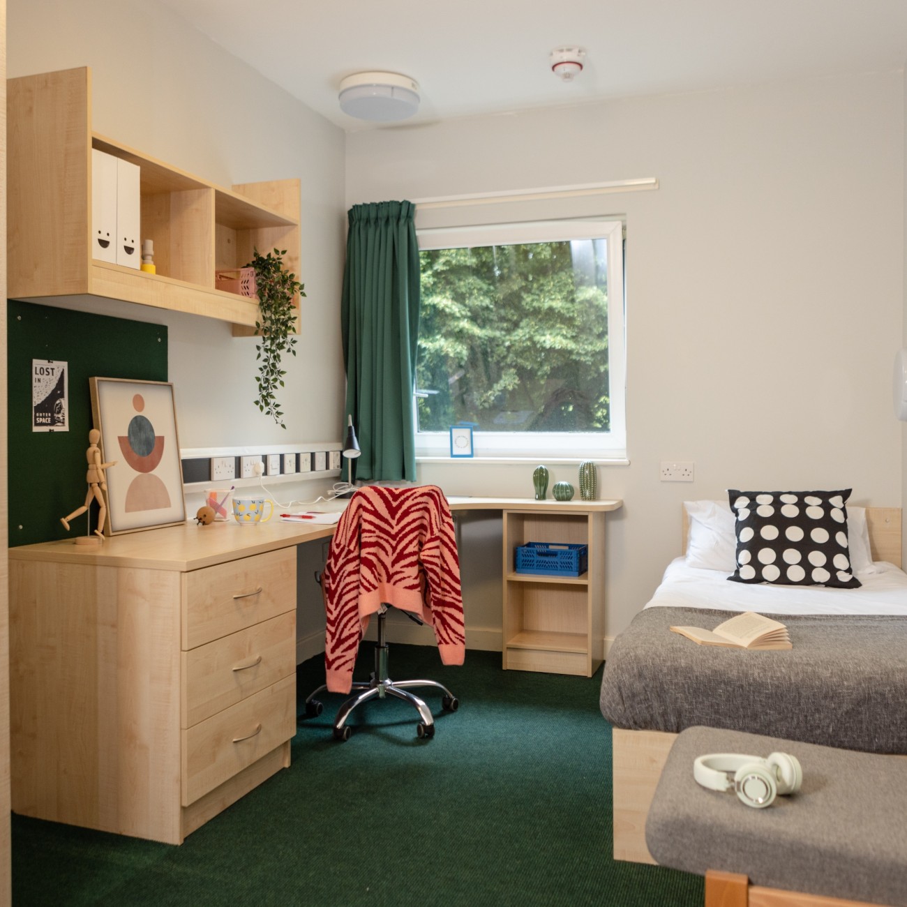  Deluxe En-Suite  -  Bonington Student Village  - Gallery -  1