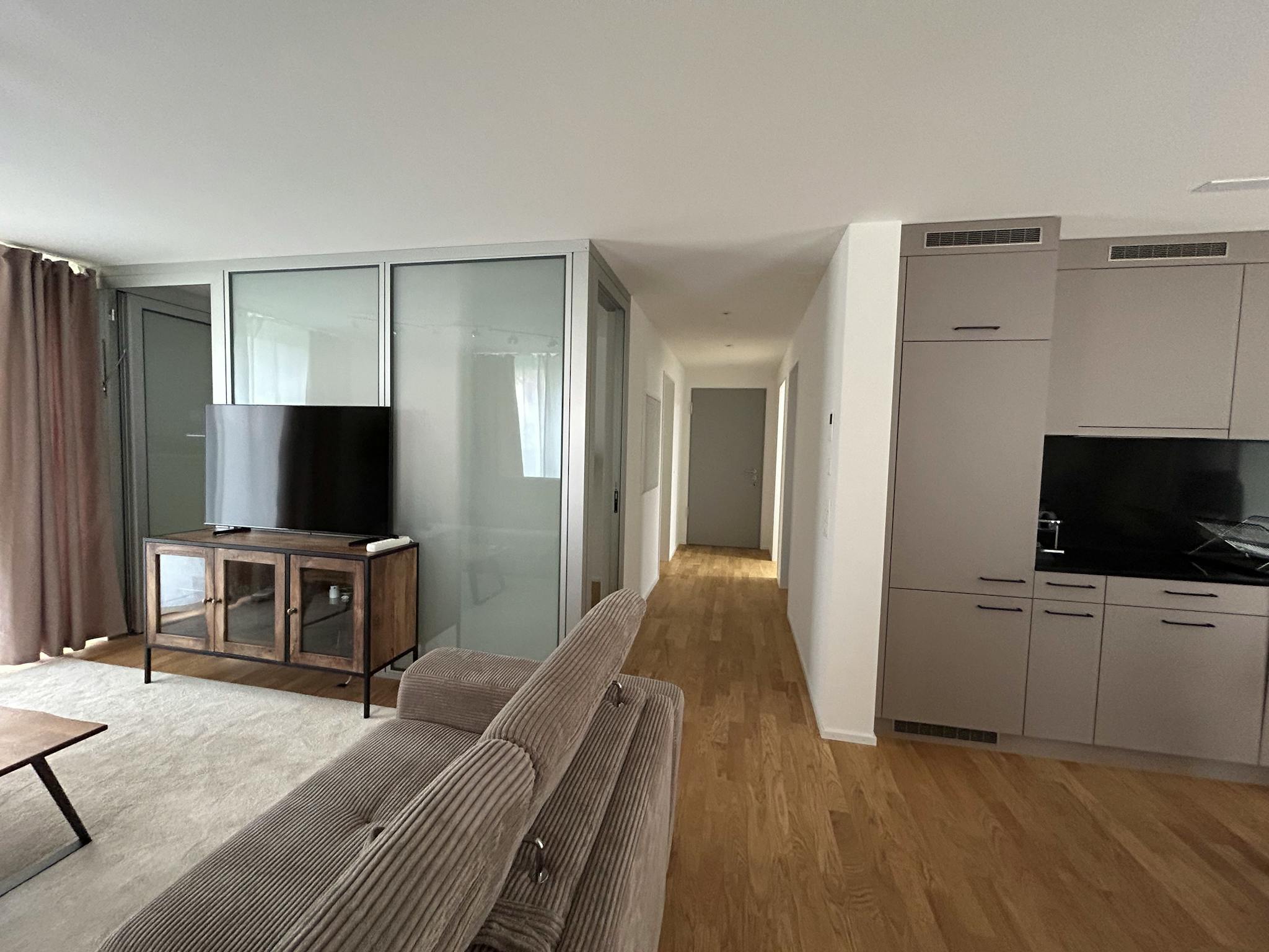 Entire Place  -  Oberfeldstrasse, Winterthur  - Gallery -  1