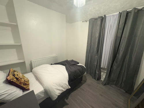 Rodney Street, Swansea - Gallery - 10