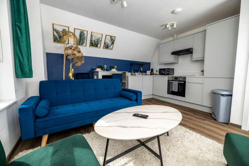 Easton Street, High Wycombe  - Gallery -  5