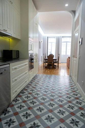 Rua Rainha Dona Maria II, Guimarães  - Gallery -  5