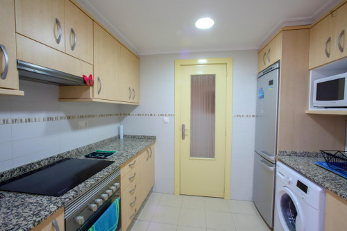 Alluring double ensuite bedroom in a 4-bedroom apartment near València-Cabanyal train station - Gallery - 36