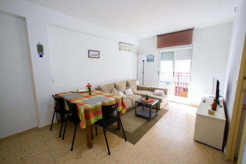 Alluring double ensuite bedroom in a 4-bedroom apartment near València-Cabanyal train station - Gallery - 29