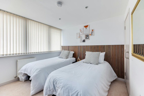 Castle Lane, Bedford