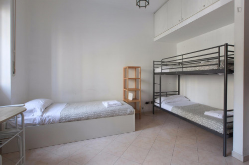 Homely studio near Pasteur metro station