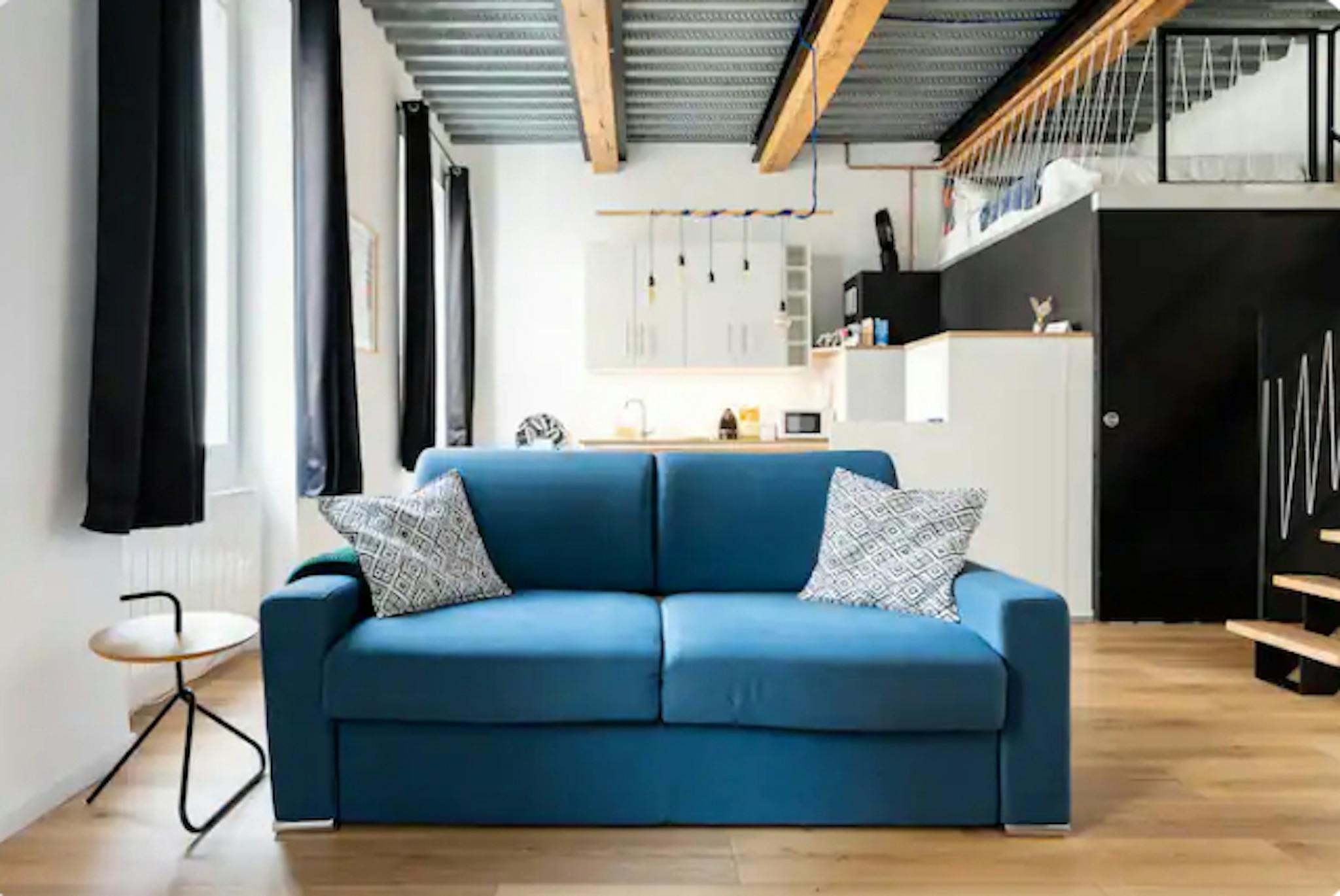  Entire Place  -  Rue des 3 Frères Carasso, Marseille  - Gallery -  1