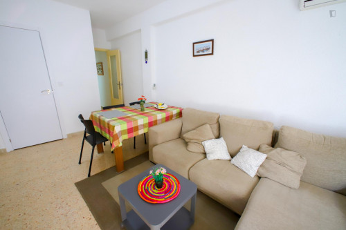 Cozy single bedroom in a 4-bedroom apartment near València-Cabanyal train station - Gallery - 20