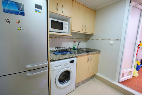 Cozy single bedroom in a 4-bedroom apartment near València-Cabanyal train station - Gallery - 36