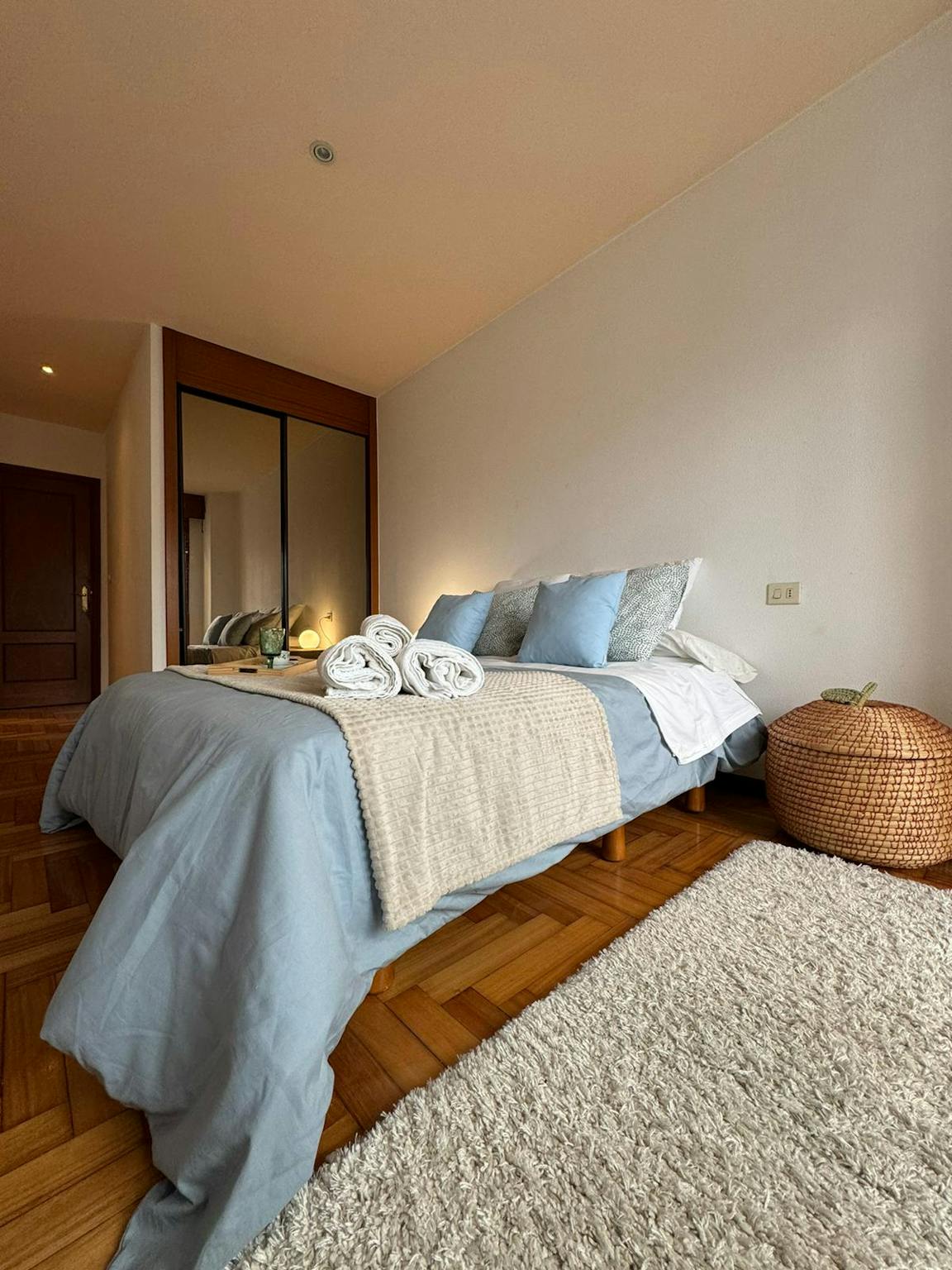  Entire Place  -  Avenida Guixar, Vigo  - Gallery -  1