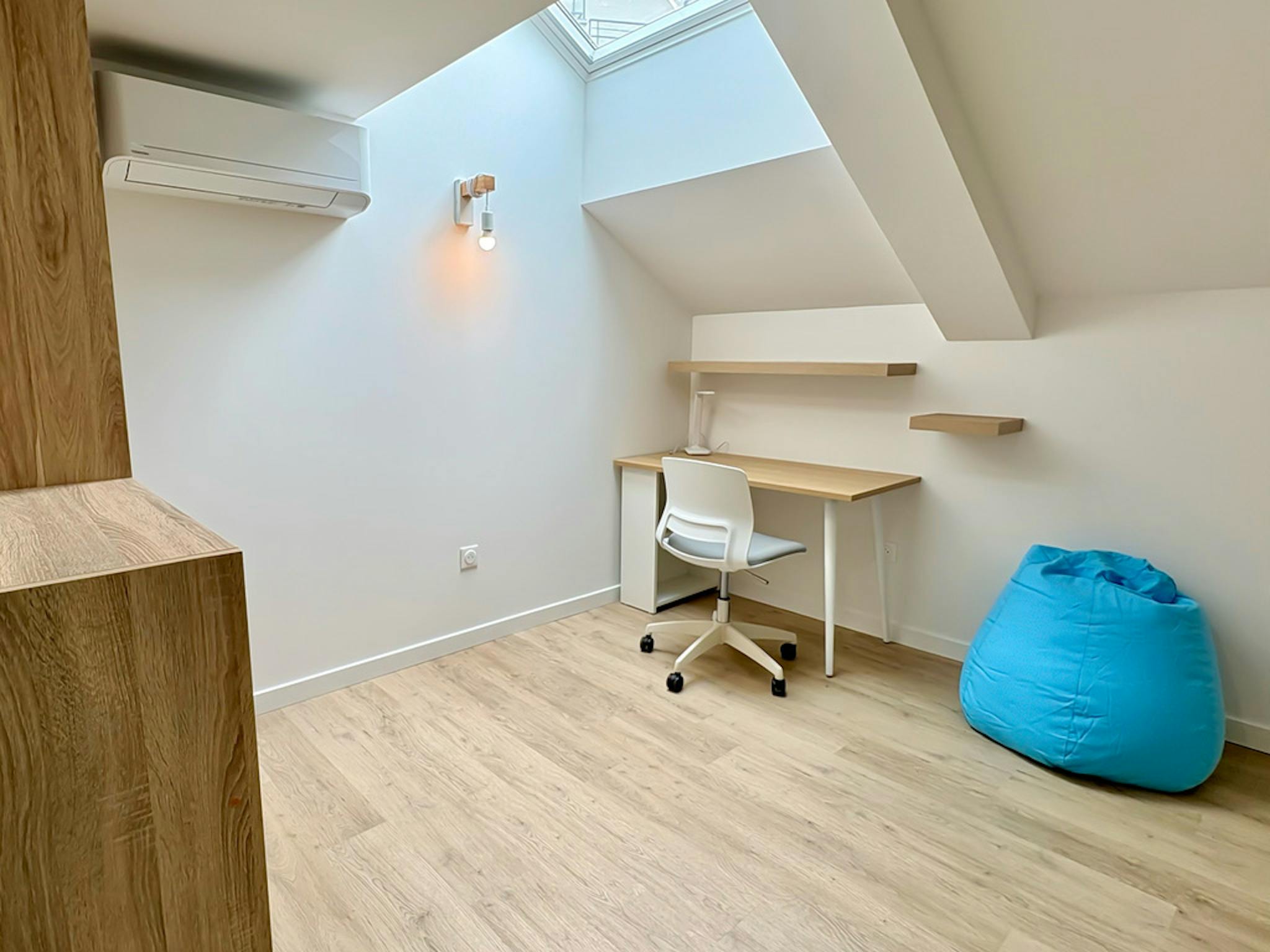  Private Room  -  Rue des Moissons, Reims  - Gallery -  1