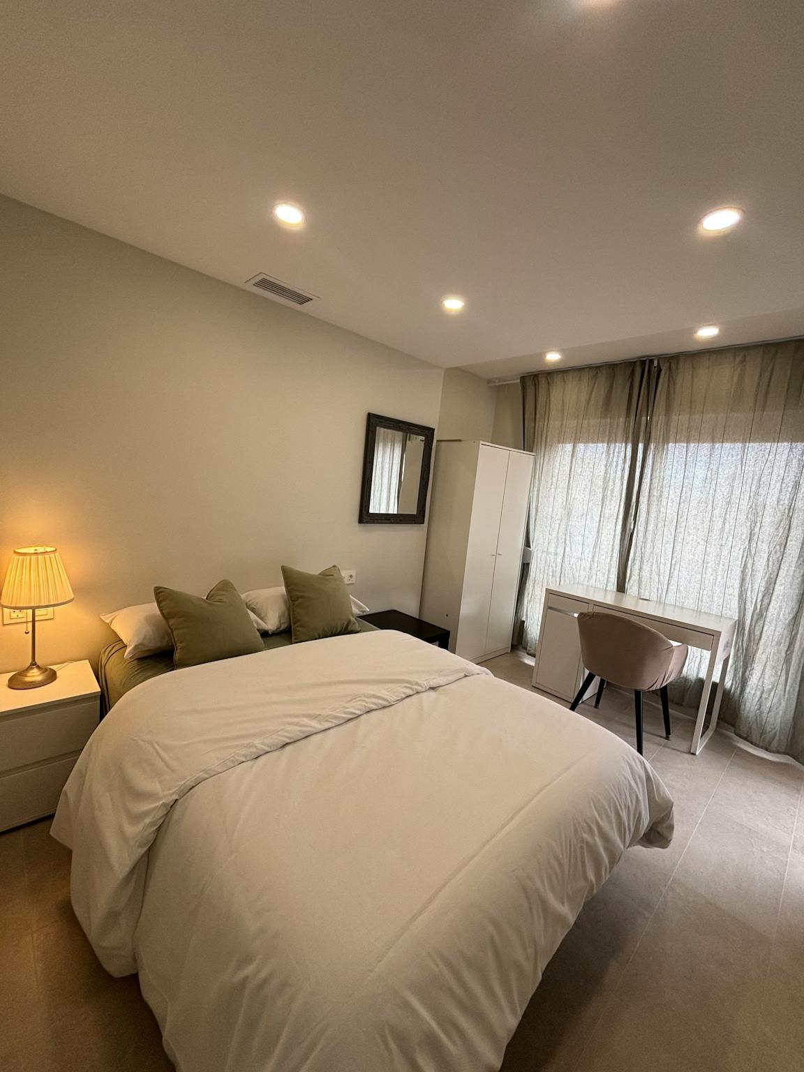  Private Room  -  Calle Puentedeume, Cartagena  - Gallery -  1