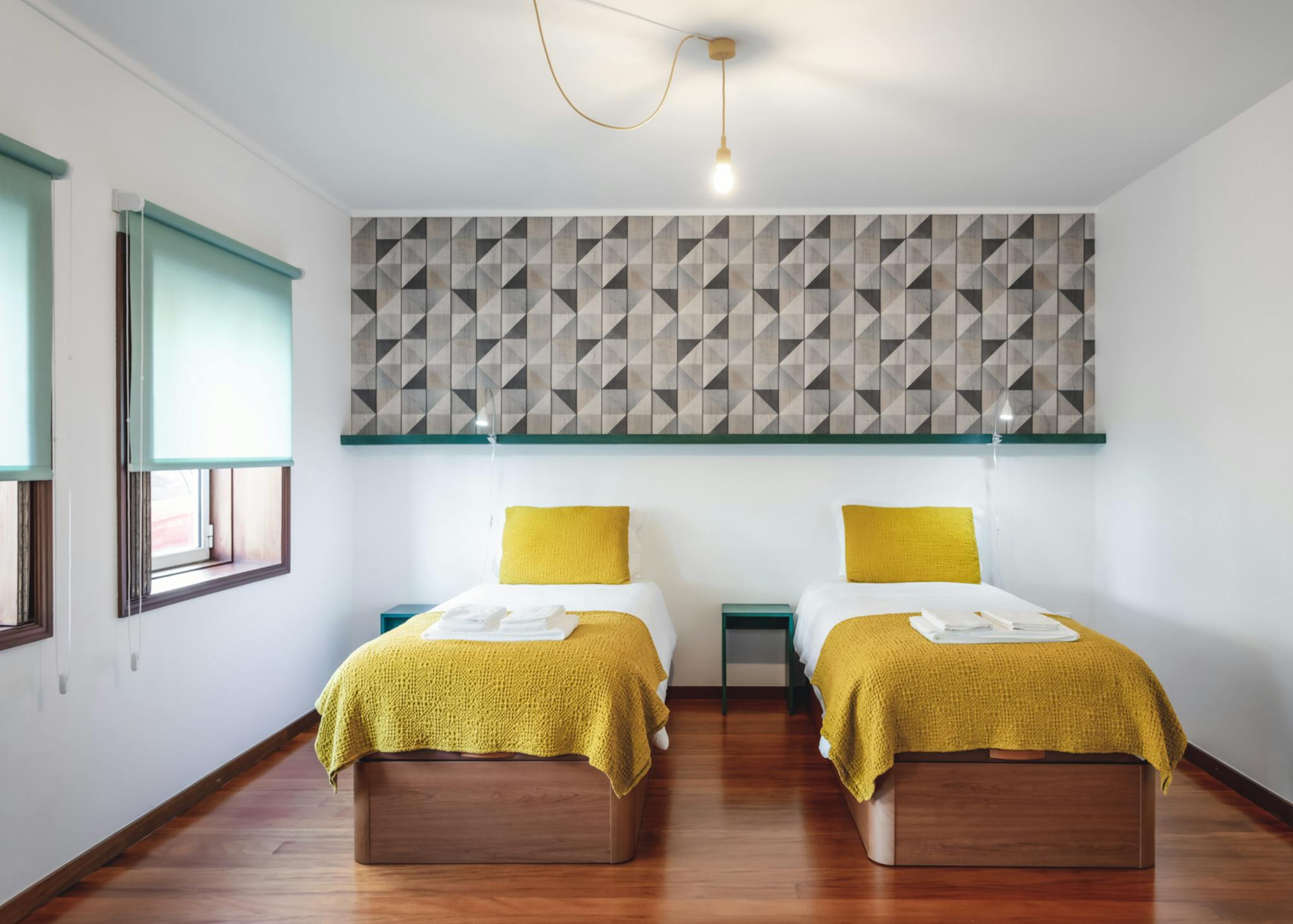 Shared Room - Rua Dom Jorge de Lencastre, Aveiro - Gallery - 1