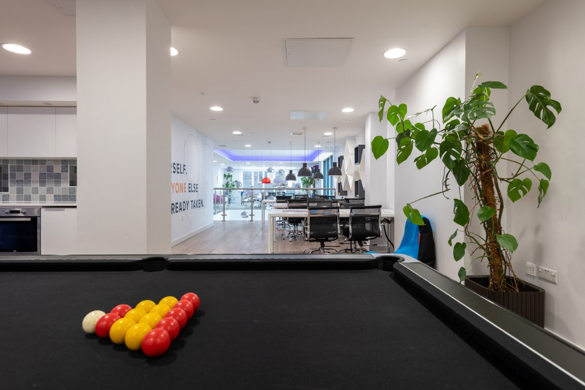 Collegiate Middle Street