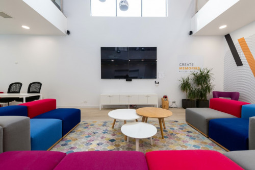 Collegiate Middle Street - Gallery - 26