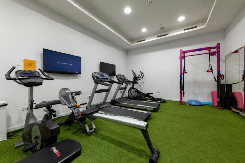 Collegiate Middle Street - Gallery - 11