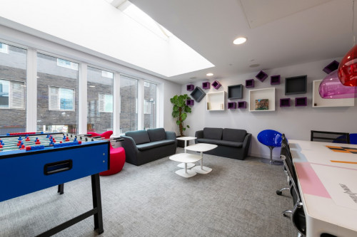 Collegiate Middle Street - Gallery - 19