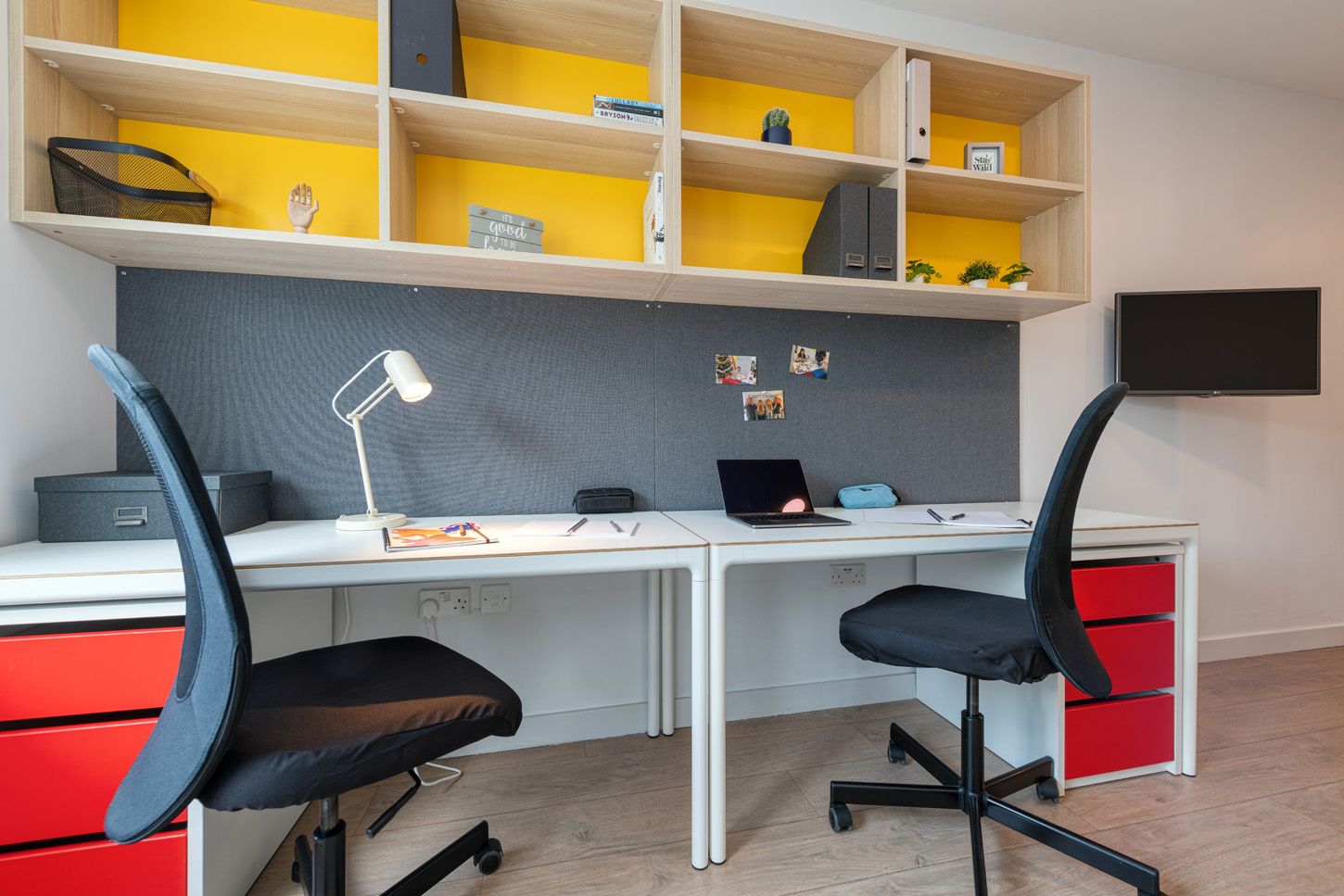  VIP Studio  -  Collegiate Middle Street  - Gallery -  2