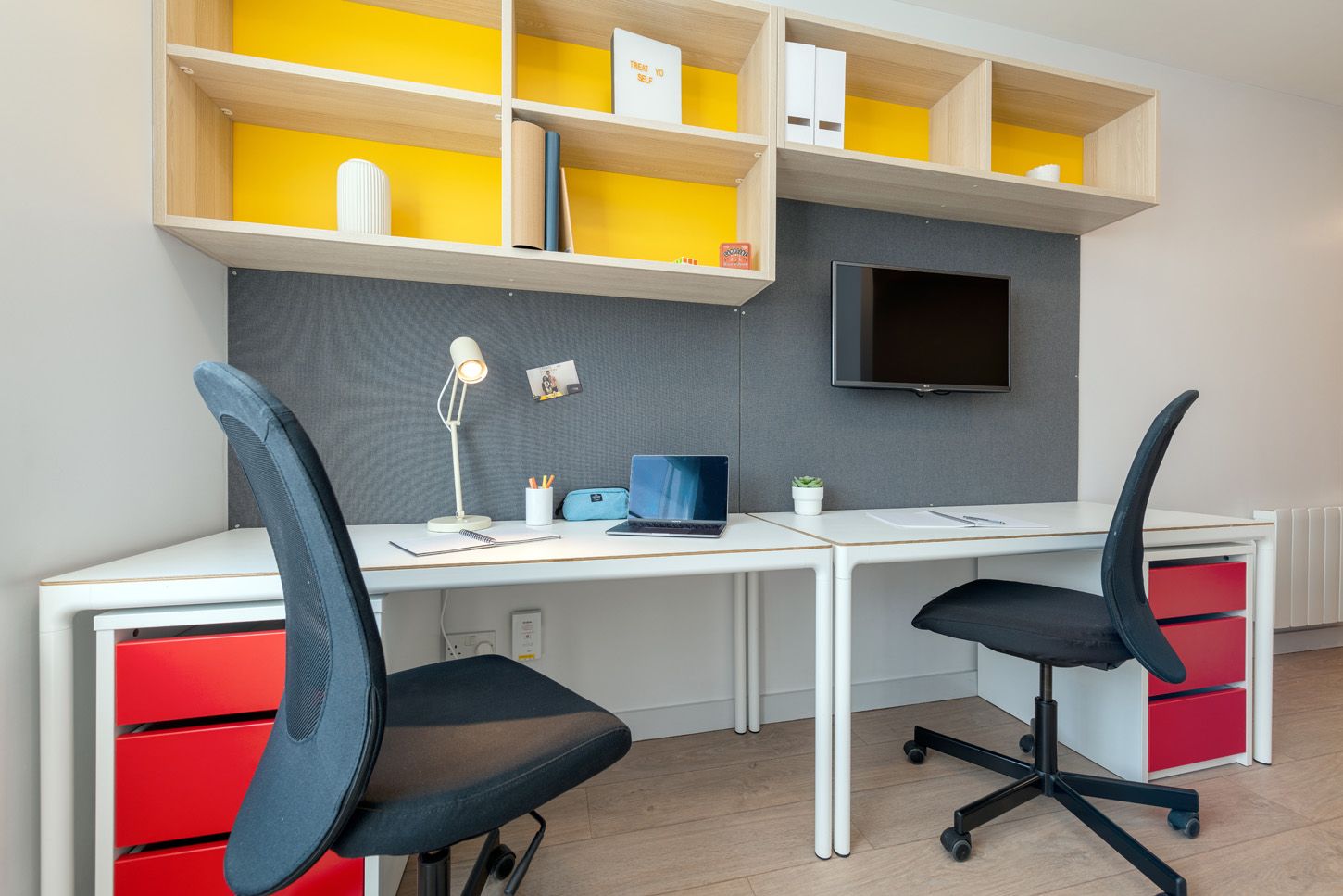  Luxury Plus Studio  -  Collegiate Middle Street  - Gallery -  2